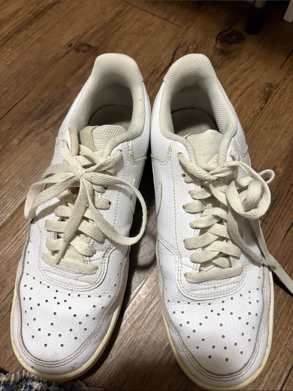 Nike Women’s White Cream Low-Top Sneakers